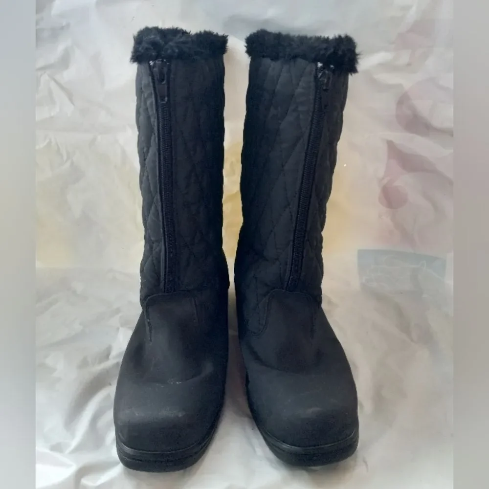 Weatherproof women quilted
