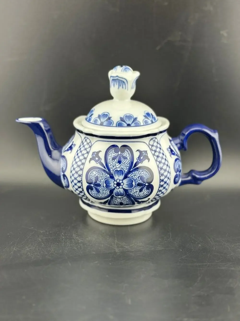 VTG Bombay Company Teapot