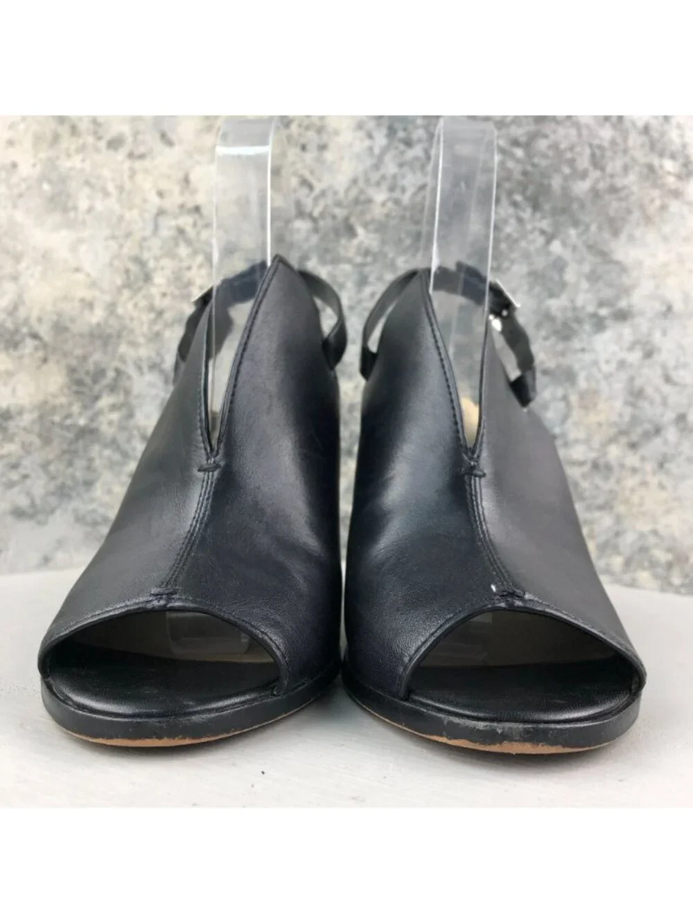 Vince Camuto women neveah