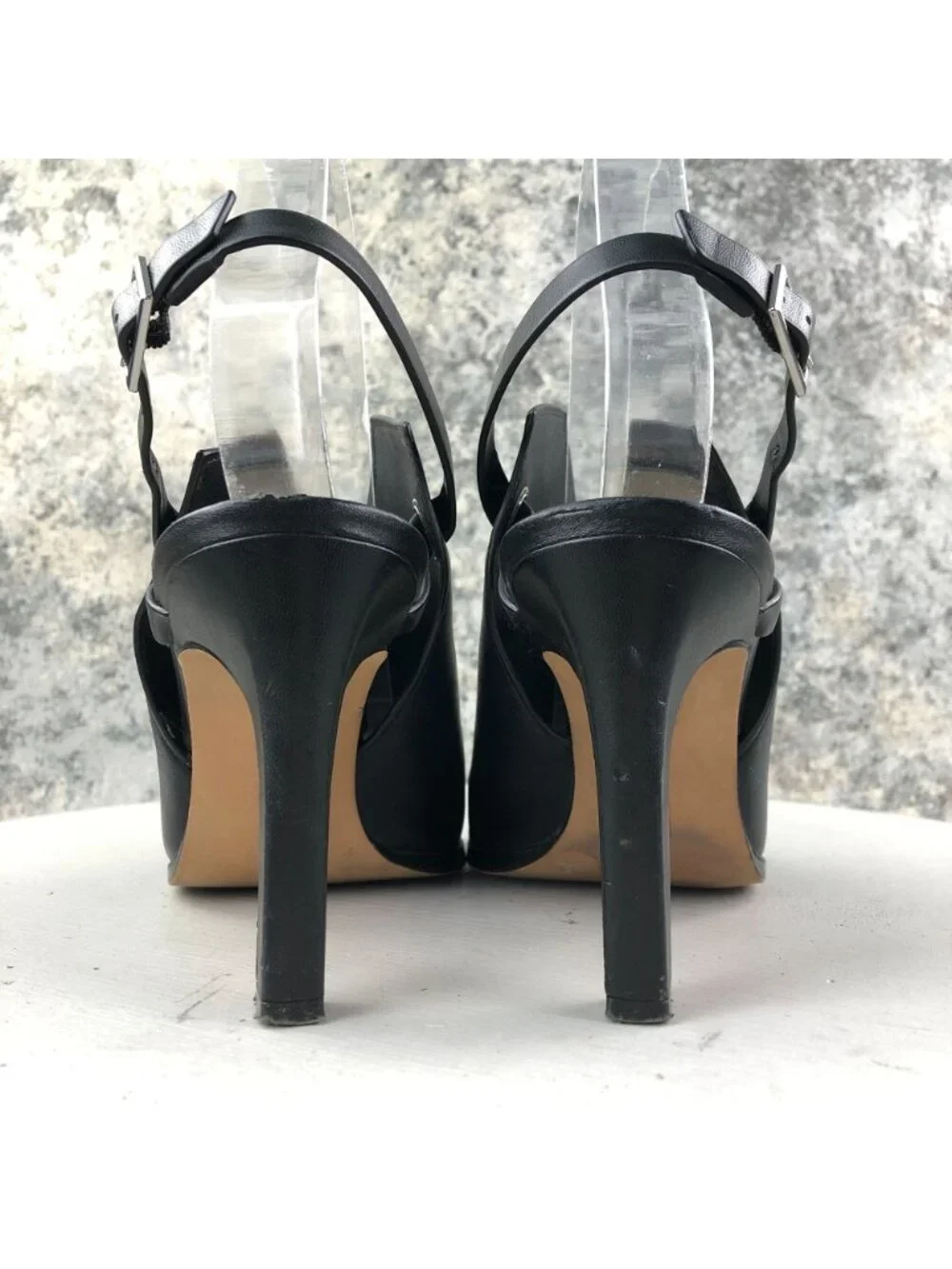 Vince Camuto women neveah
