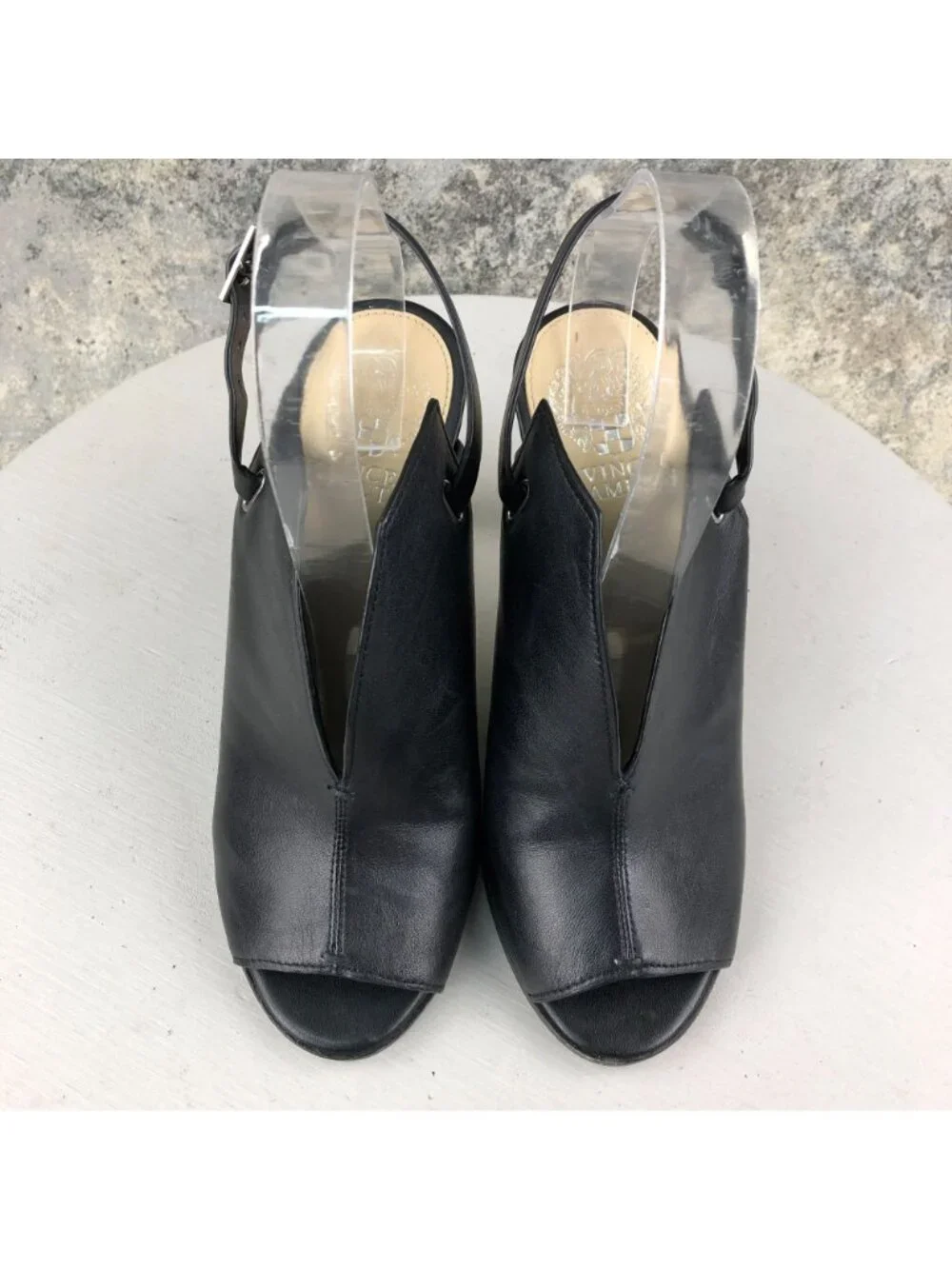 Vince Camuto women neveah