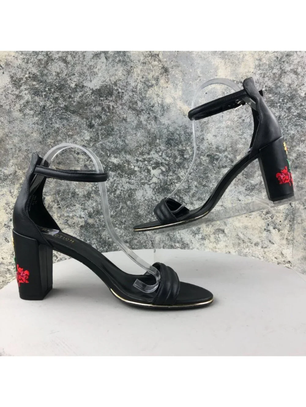 Kenneth Cole Reaction women lolita2