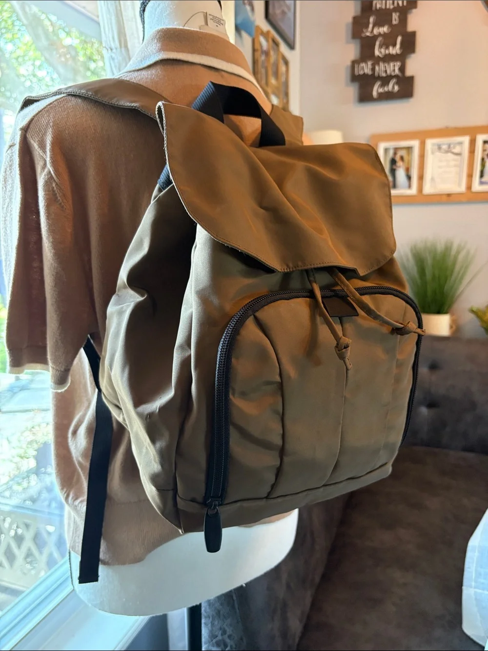 L.L. Bean unisex versatile