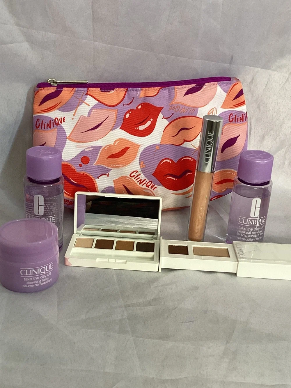 Clinique Women's Makeup Set with Pink & Purple Lip-Print Pouch