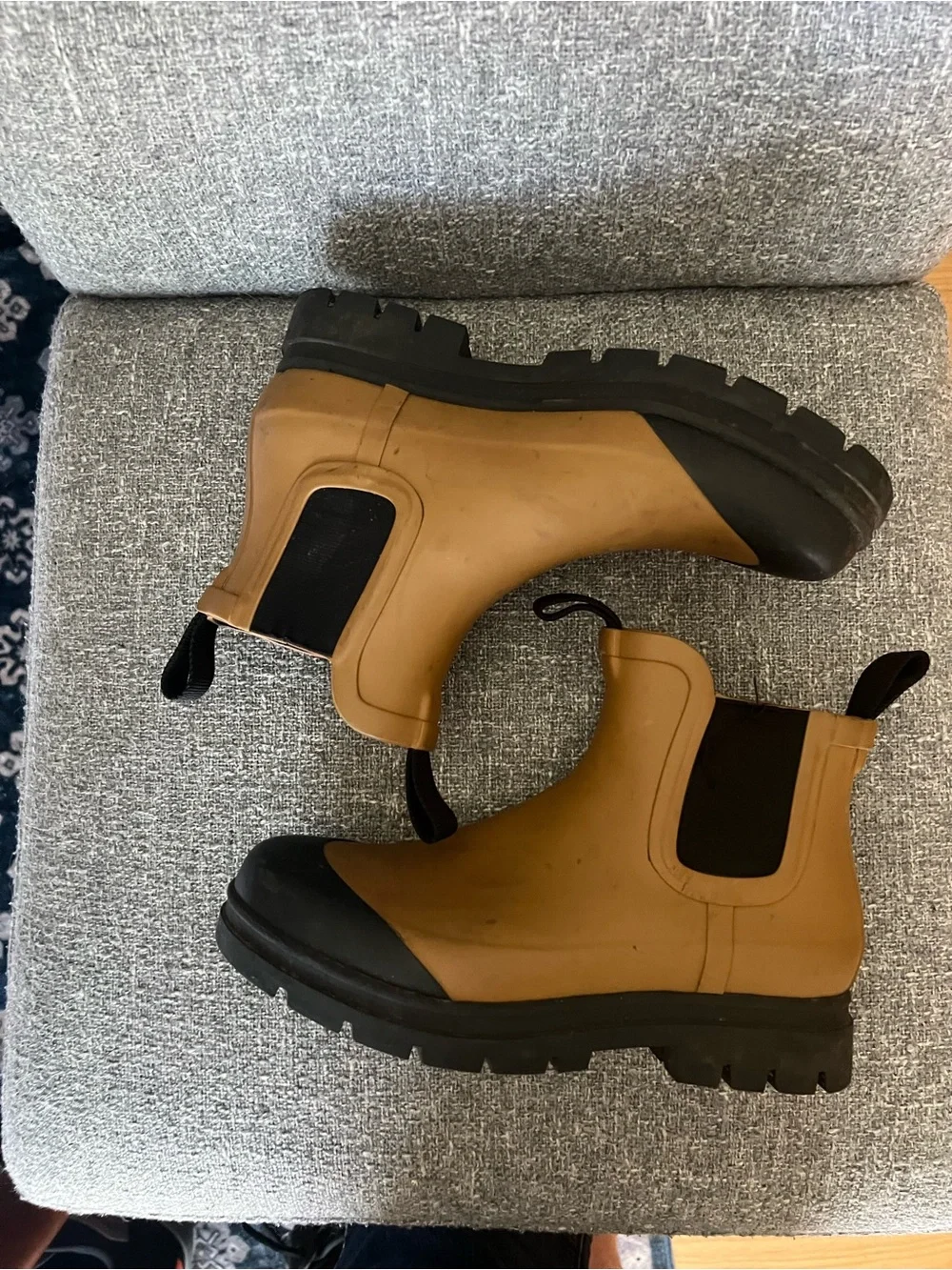 Everlane golden oak