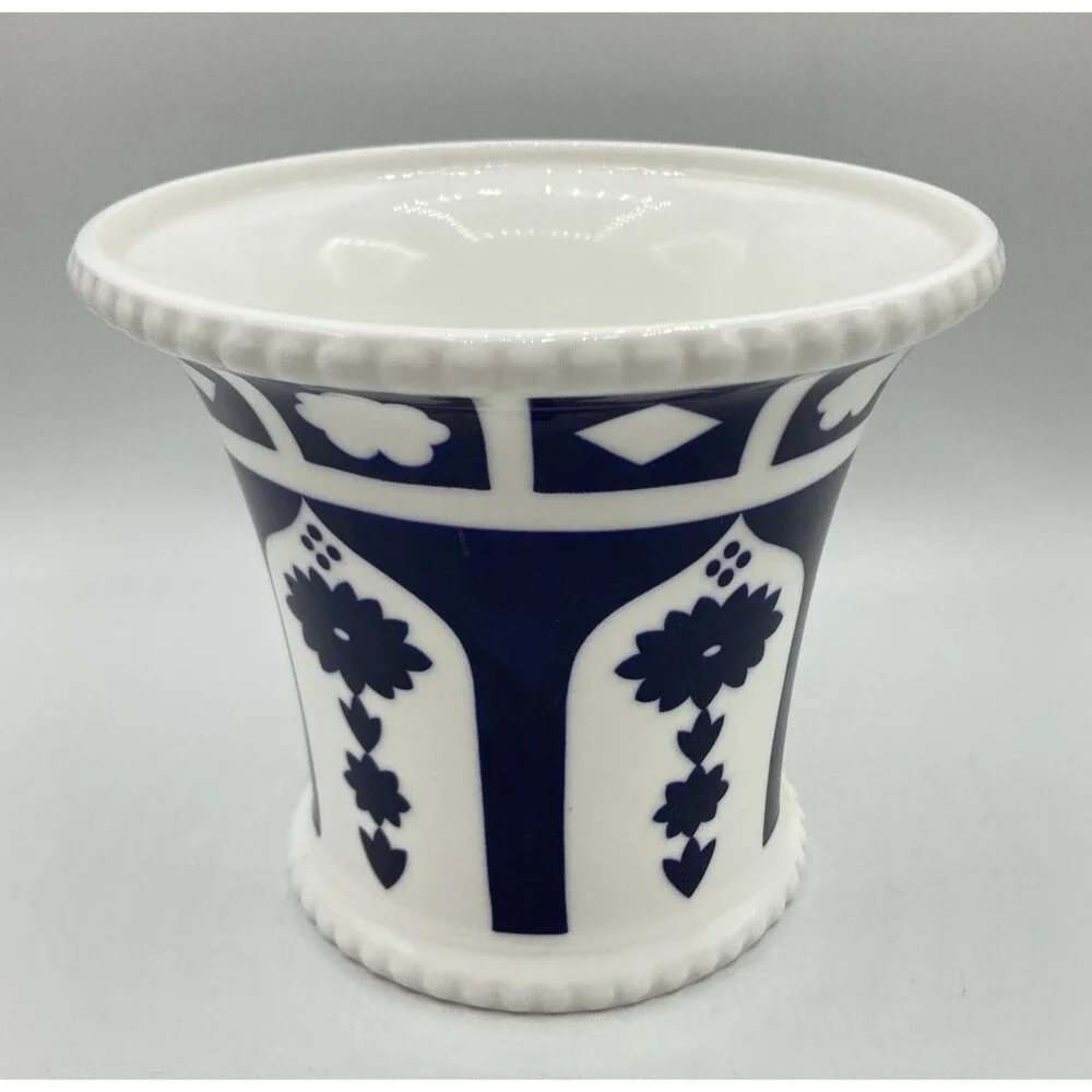 Royal Crown Derby royal crown