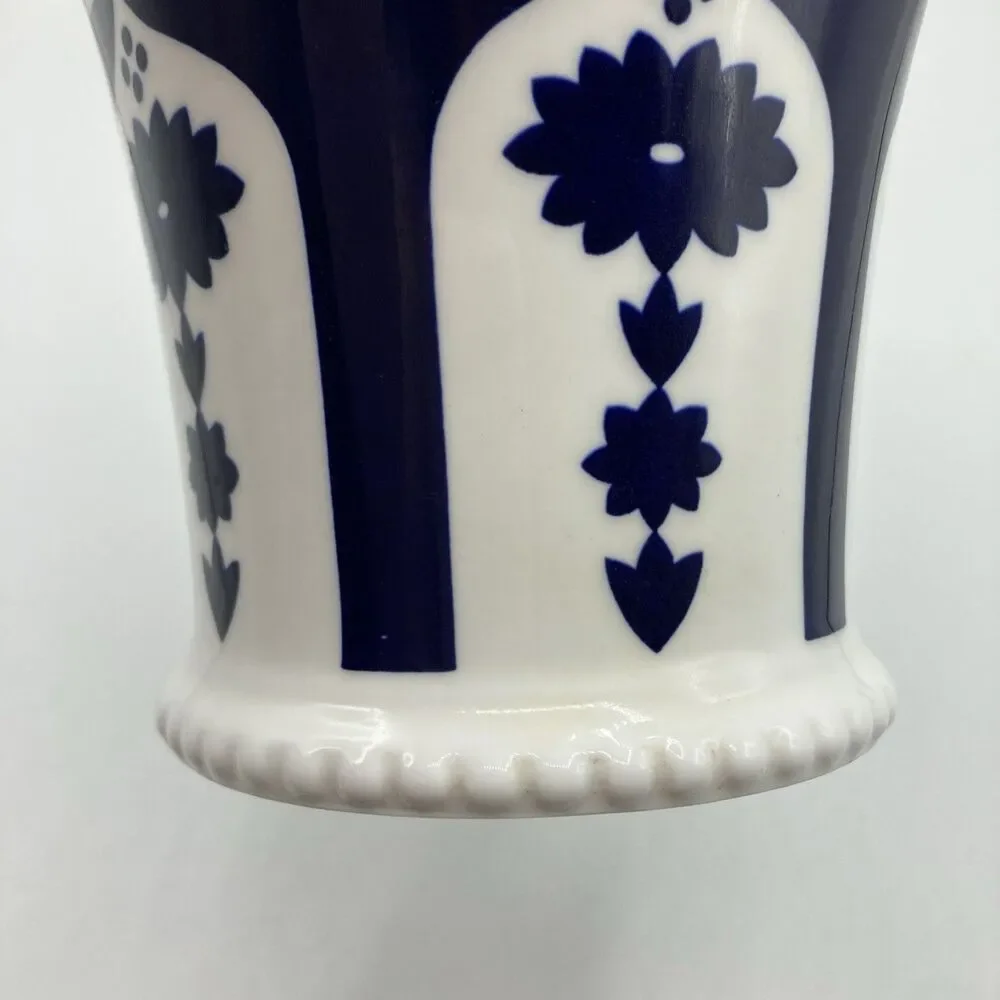 Royal Crown Derby royal crown