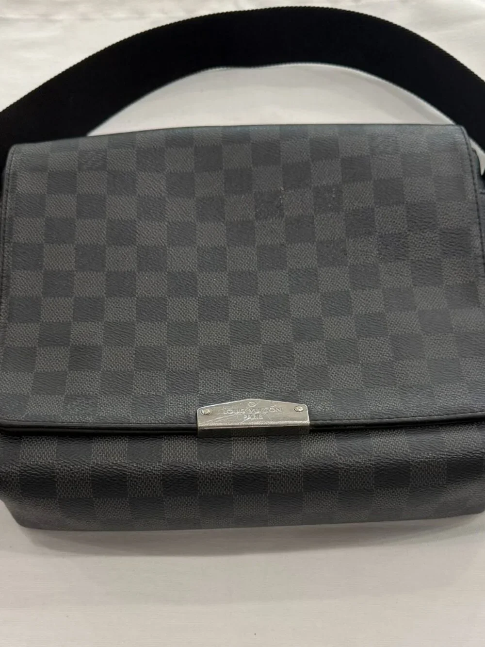 Louis Vuitton Damier Graphite Canvas District PM Messenger Bag-With Authenticity