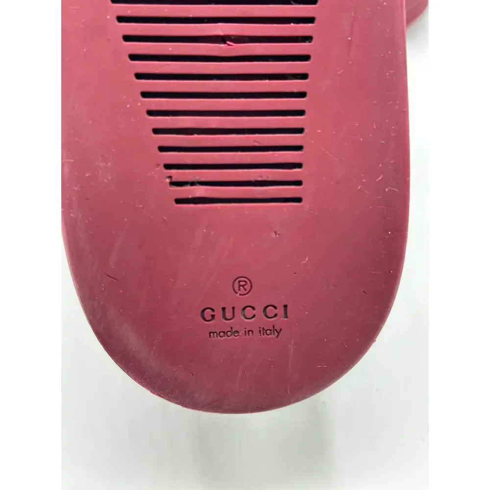 Gucci turn heads