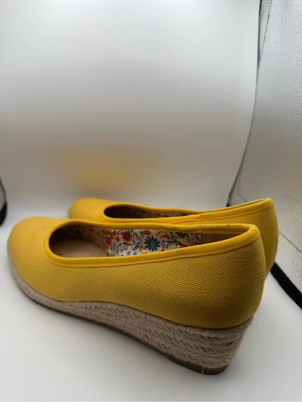 Life Stride sunny yellow