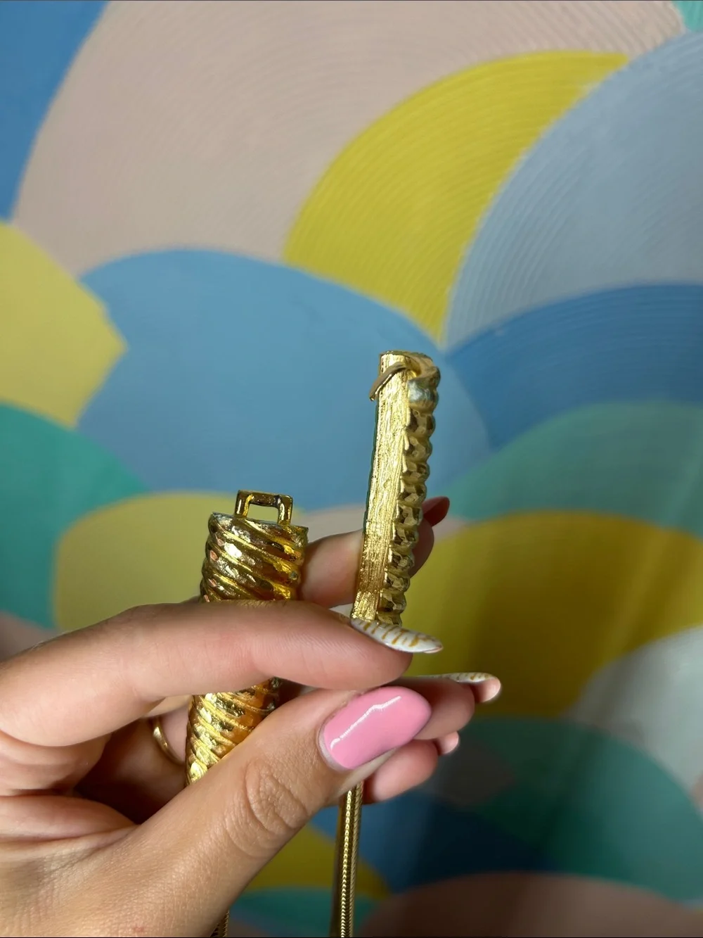 N/A chic gold