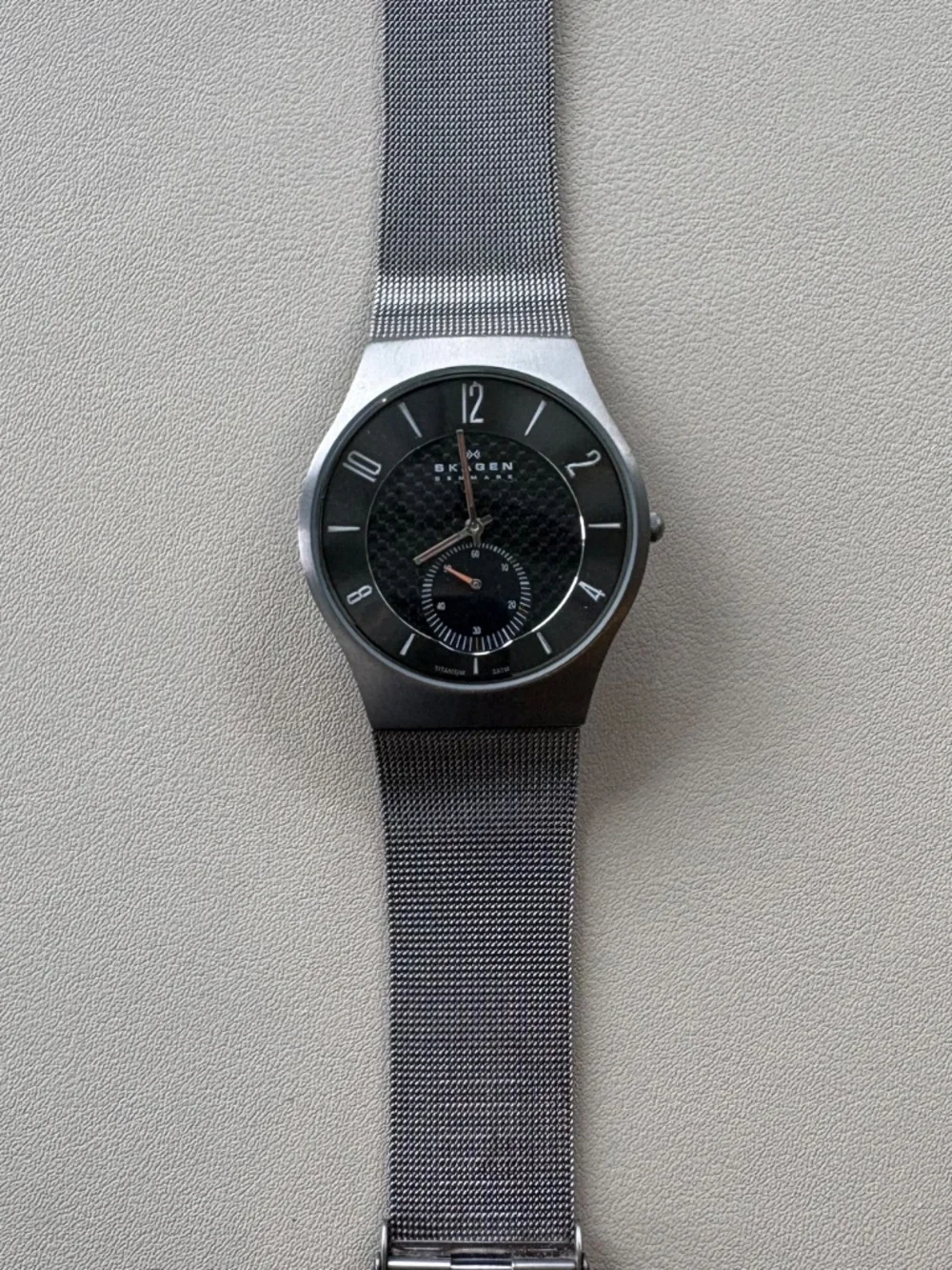 Skagen Model 805XZTTM Watch with Mesh Band - Excellent Condition