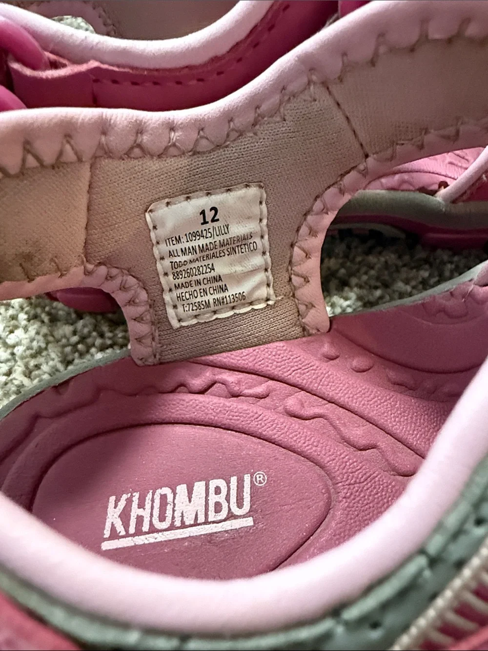 Khombu lightweight sandals