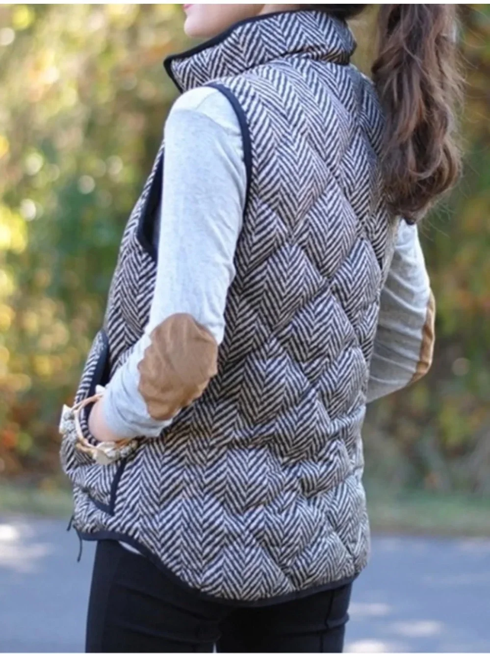 J.Crew Quilted Excursion Vest Women Black White Herringbone Size M