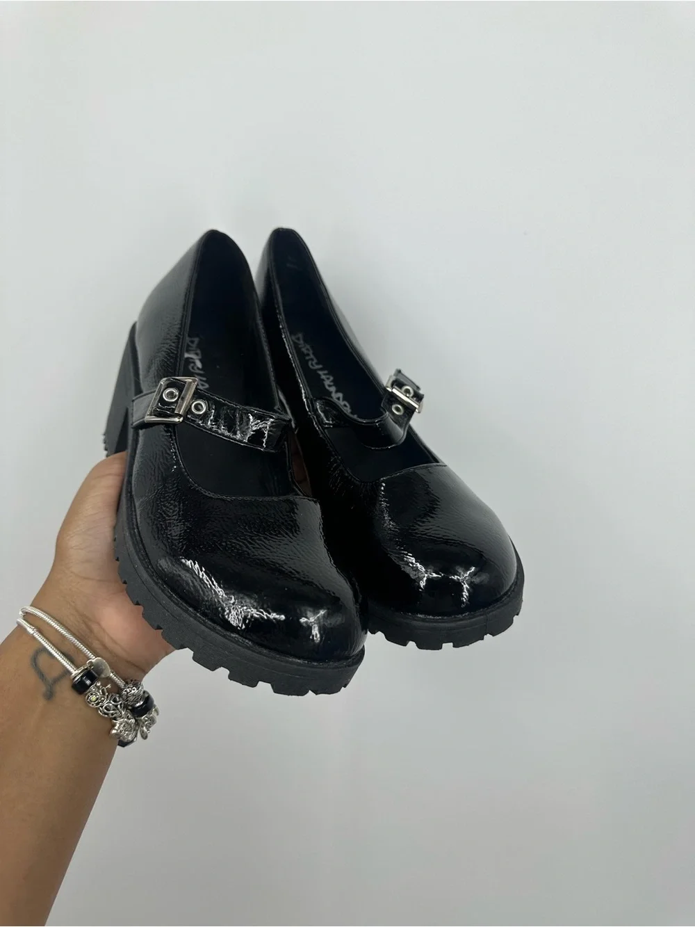 Vintage Y2K Style Dirty Laundry Chunky Heel Mary Jane Shoes Woman's Size 7.5
