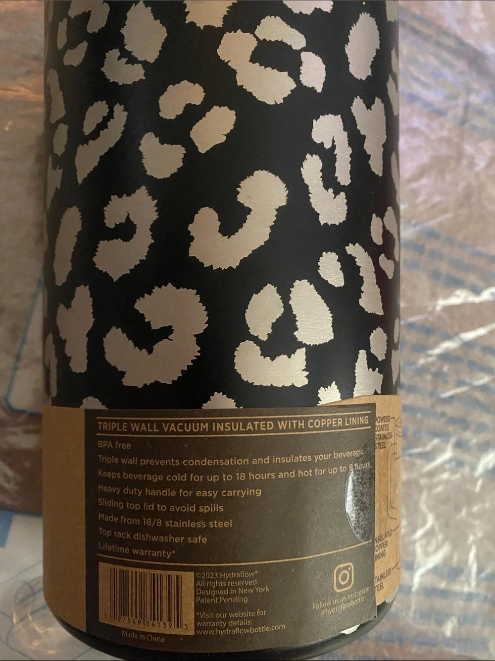 Hydraflow travel mug
