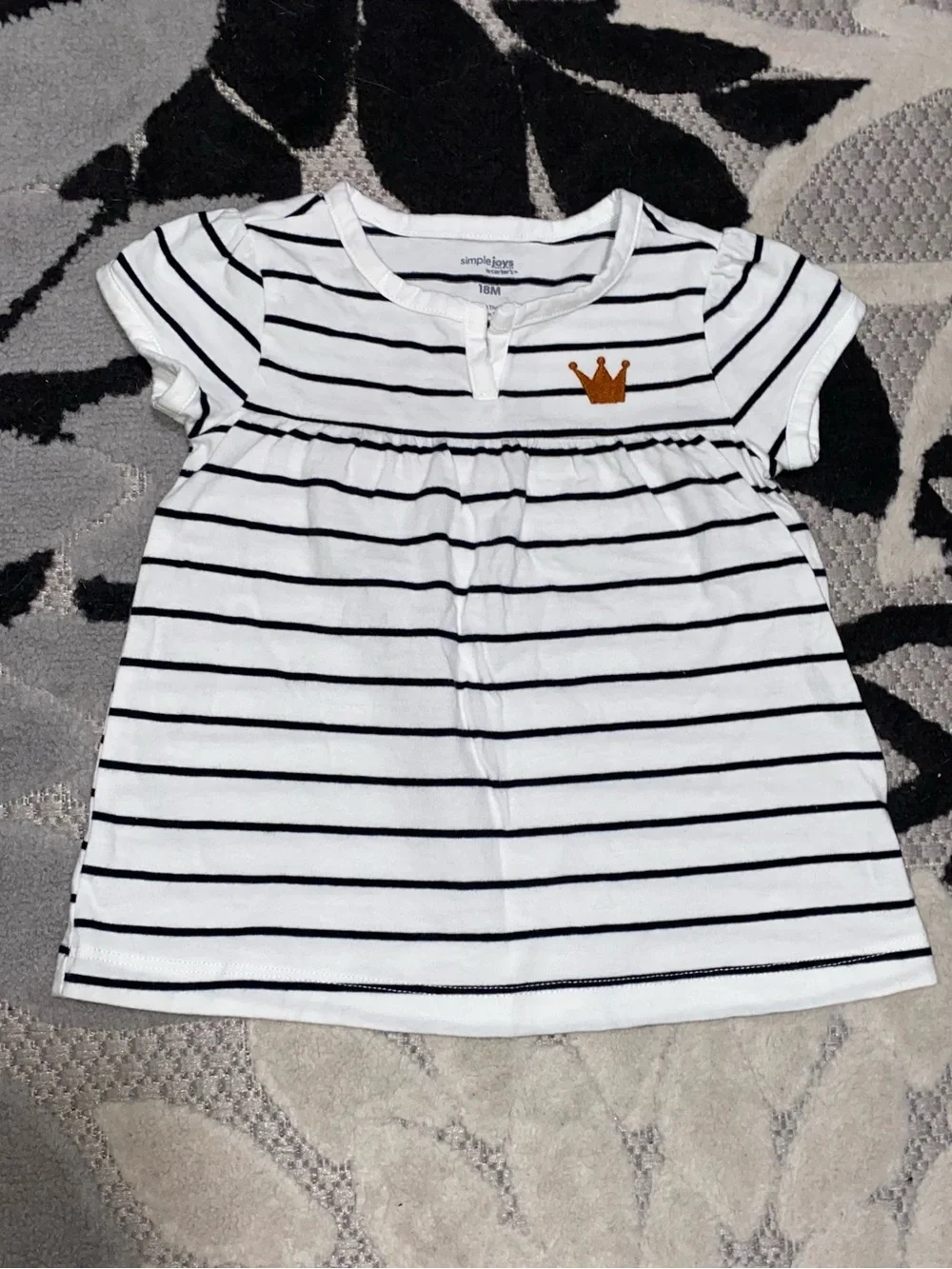 Carter’s Simple Joys Baby Girl 18 Months White Tee w/ Black Stripes