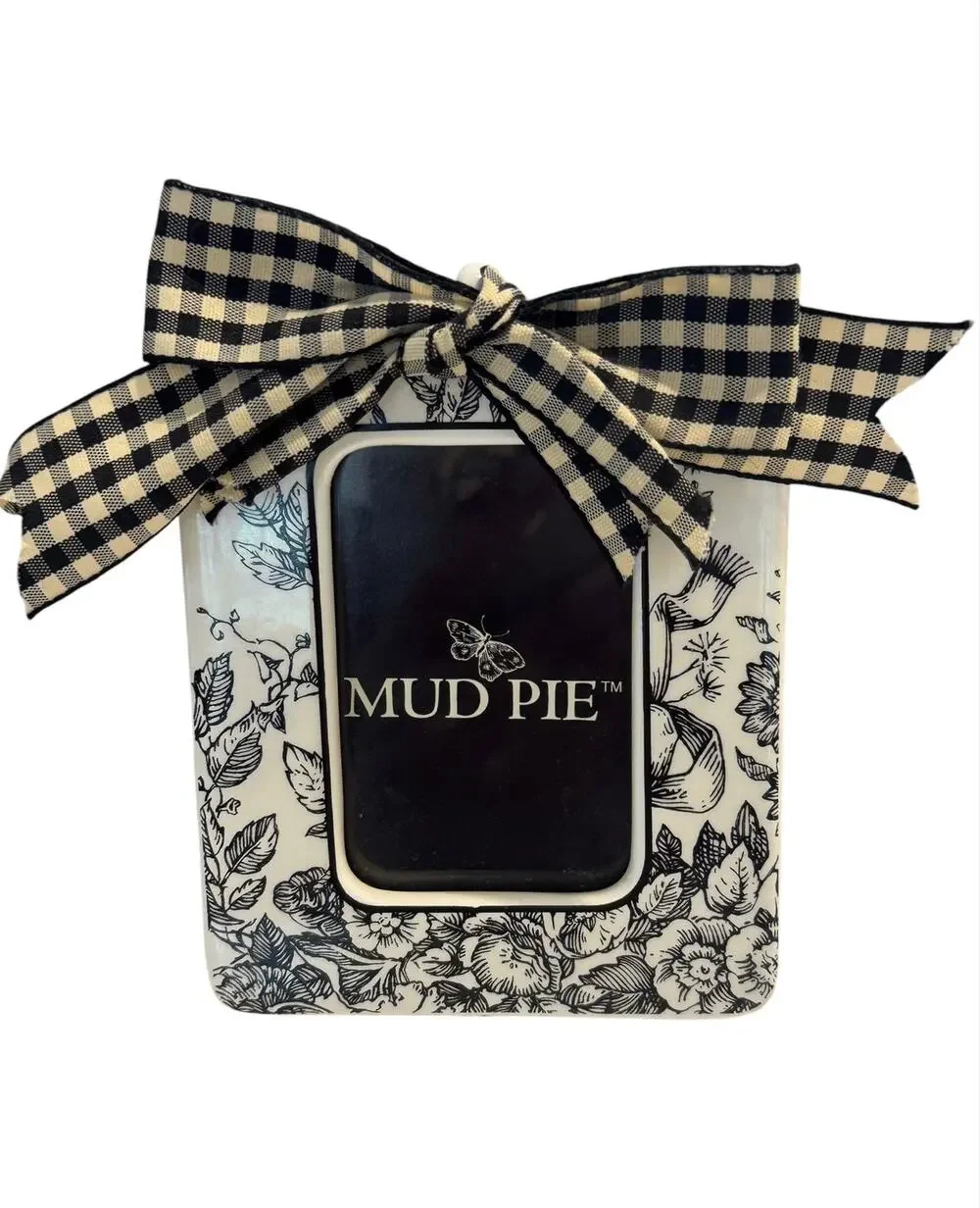 Mud Pie Black & White Toiled Floral Ceramic Picture Frame 2x3 Photo