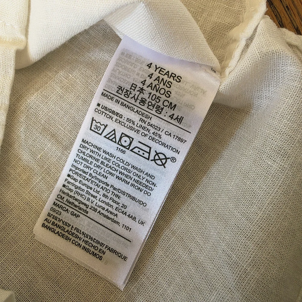 GAP Classic White Button-Down Shirt And Beige Pants Boys Size 4