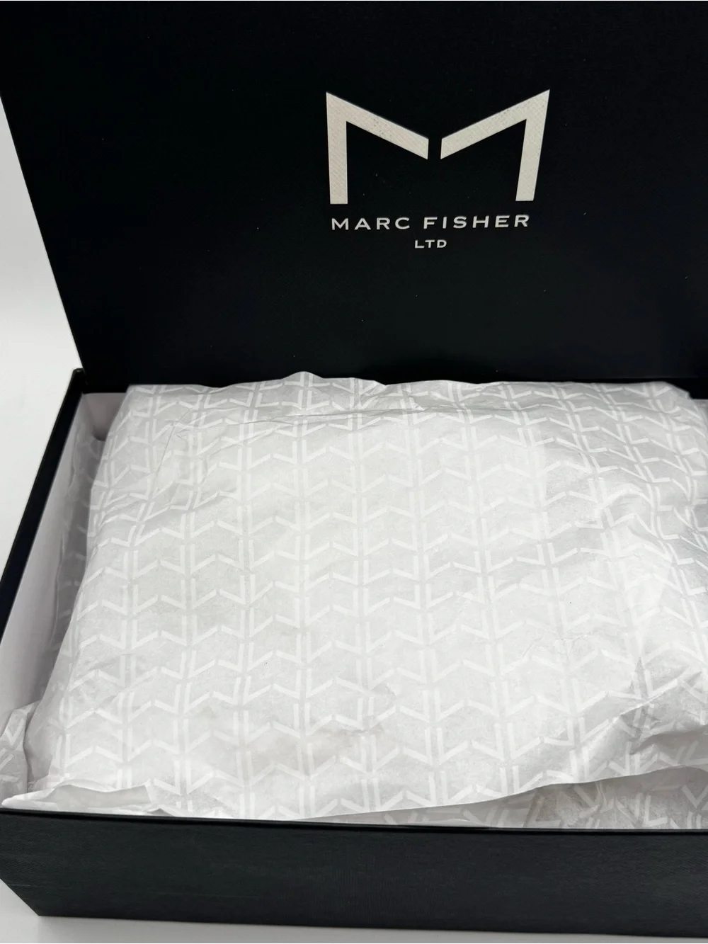 Marc Fisher type slip
