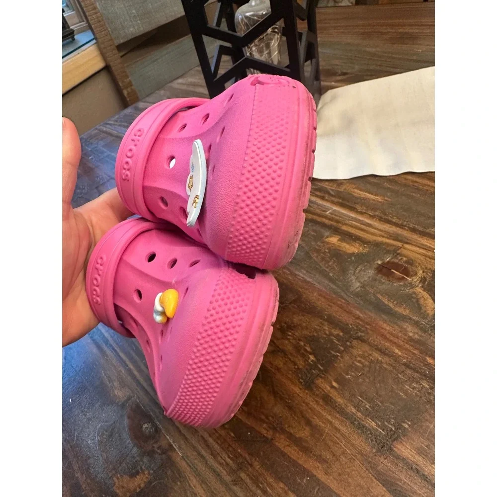 CROCS comfortable breathable