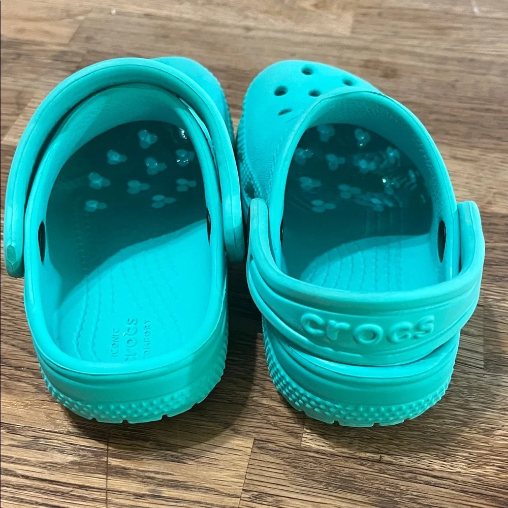 CROCS bright teal