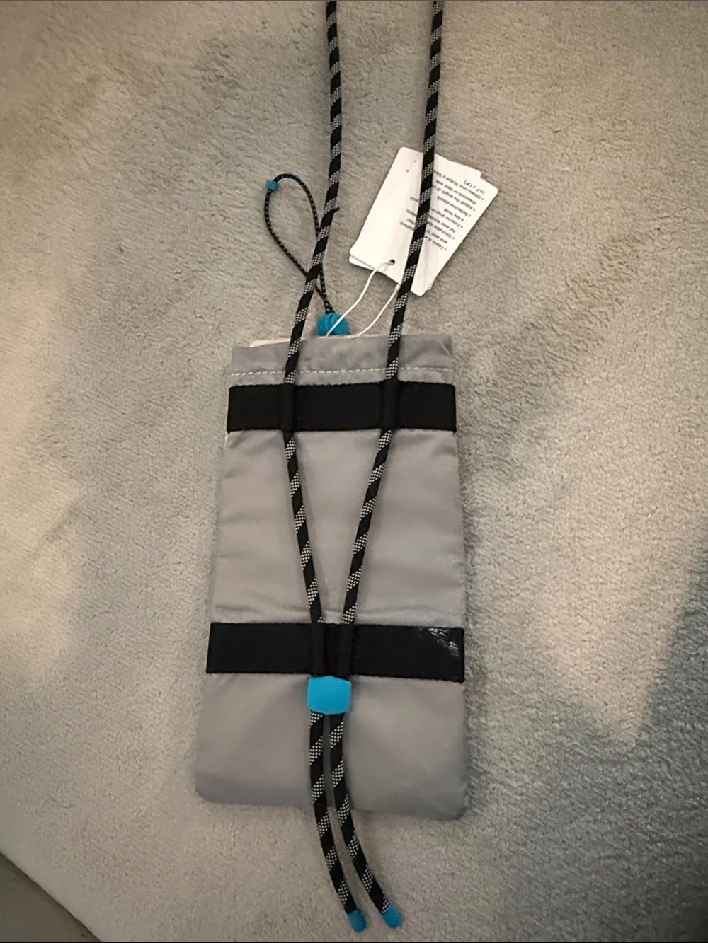 lululemon athletica slim crossbody