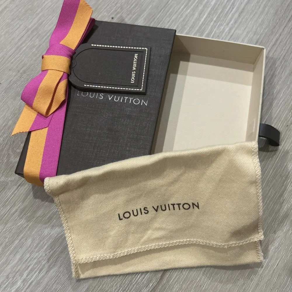 Louis Vuitton Wallet Box, Dust Cover & Ribbon - Brown *3.5x2.75