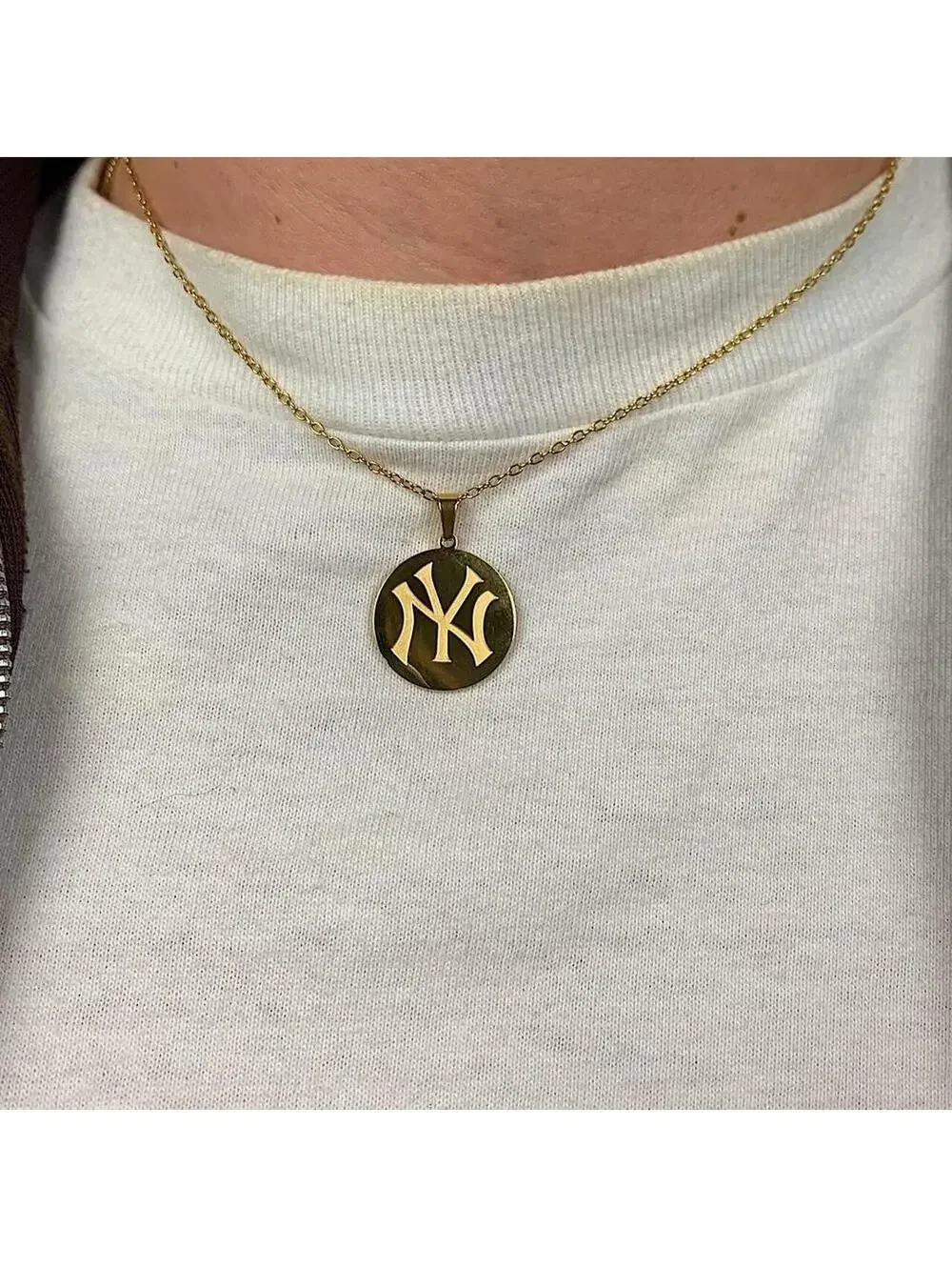 N/A #gold #y2k