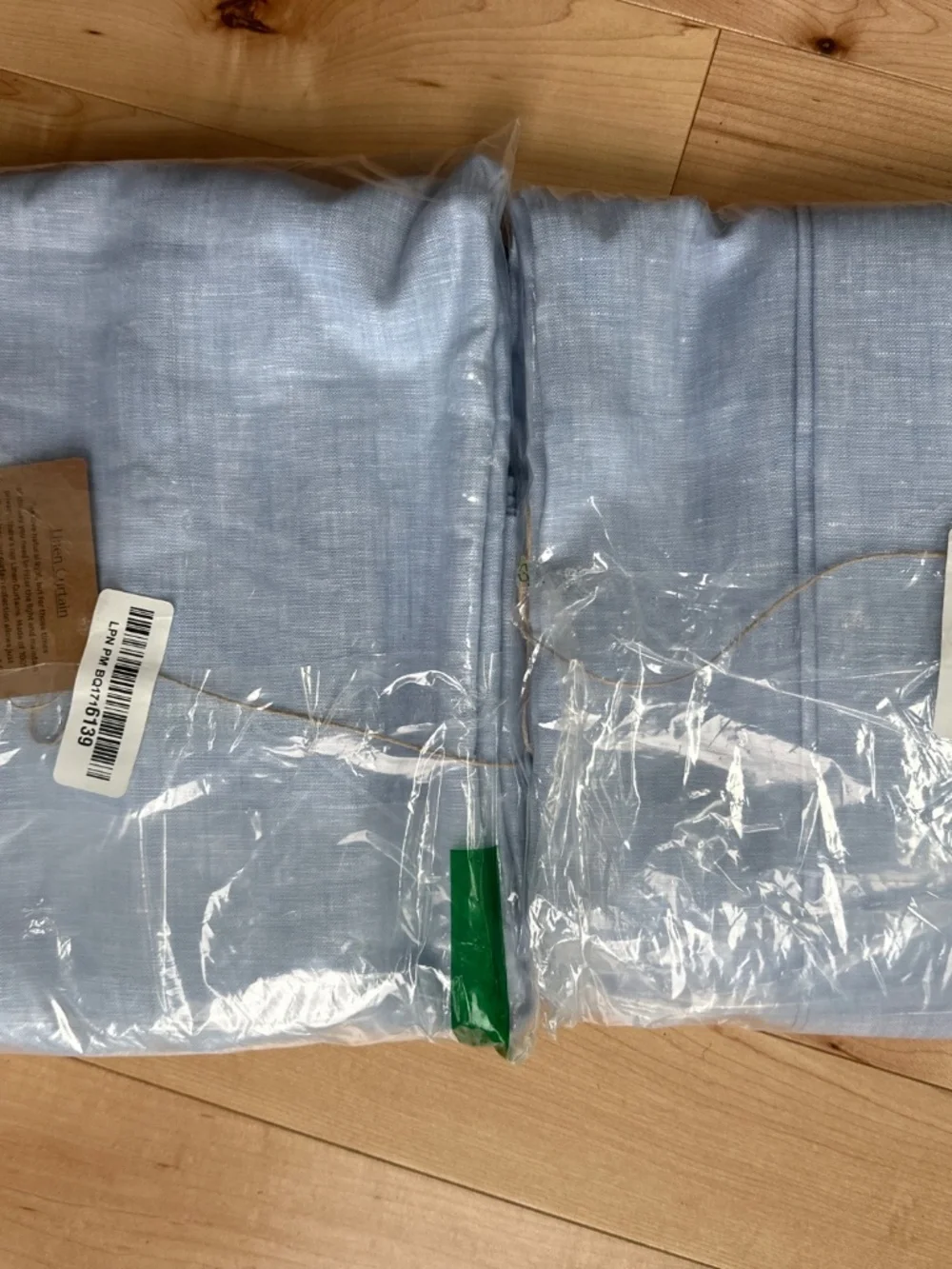 Solino Home 100% Linen Curtain 52 x 120 (2 Panels) Chambray Blue- STORE RETURN