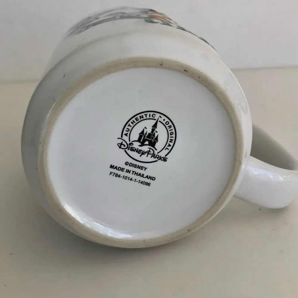 Disney mug coffe