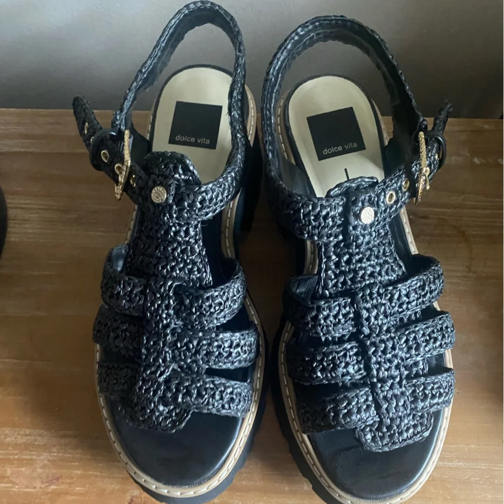 Dolce Vita Black Lattice Platform Sandals 8.5