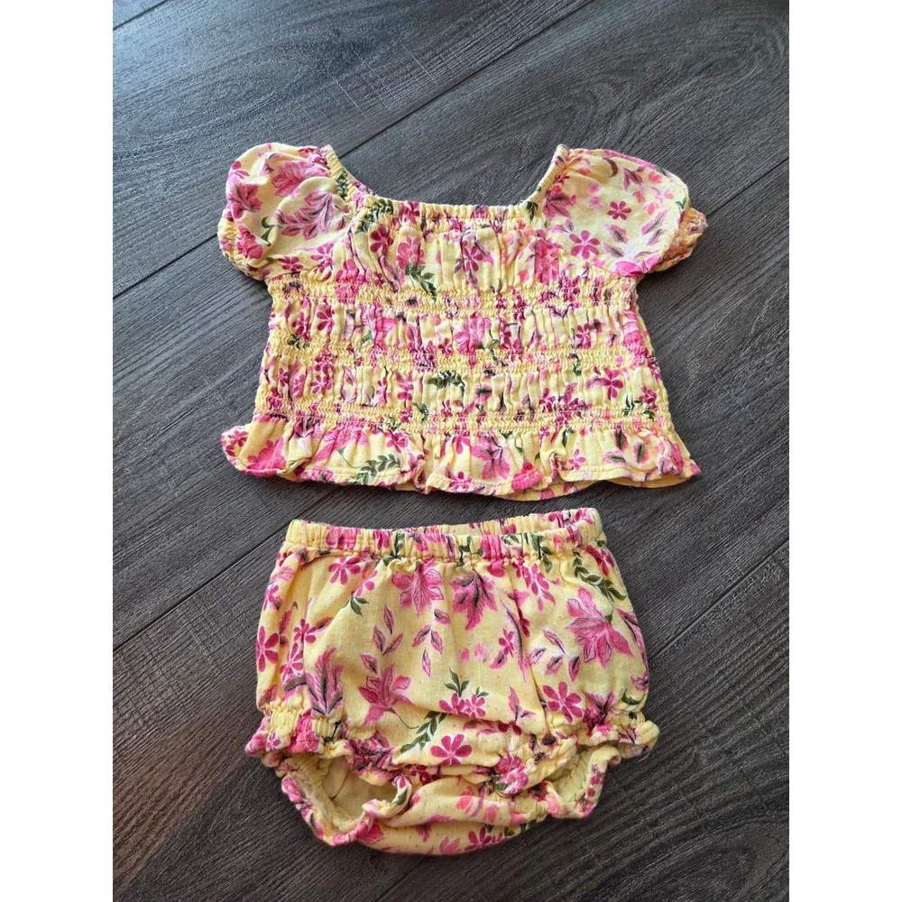 Old navy baby girl set 0-3‎ mos