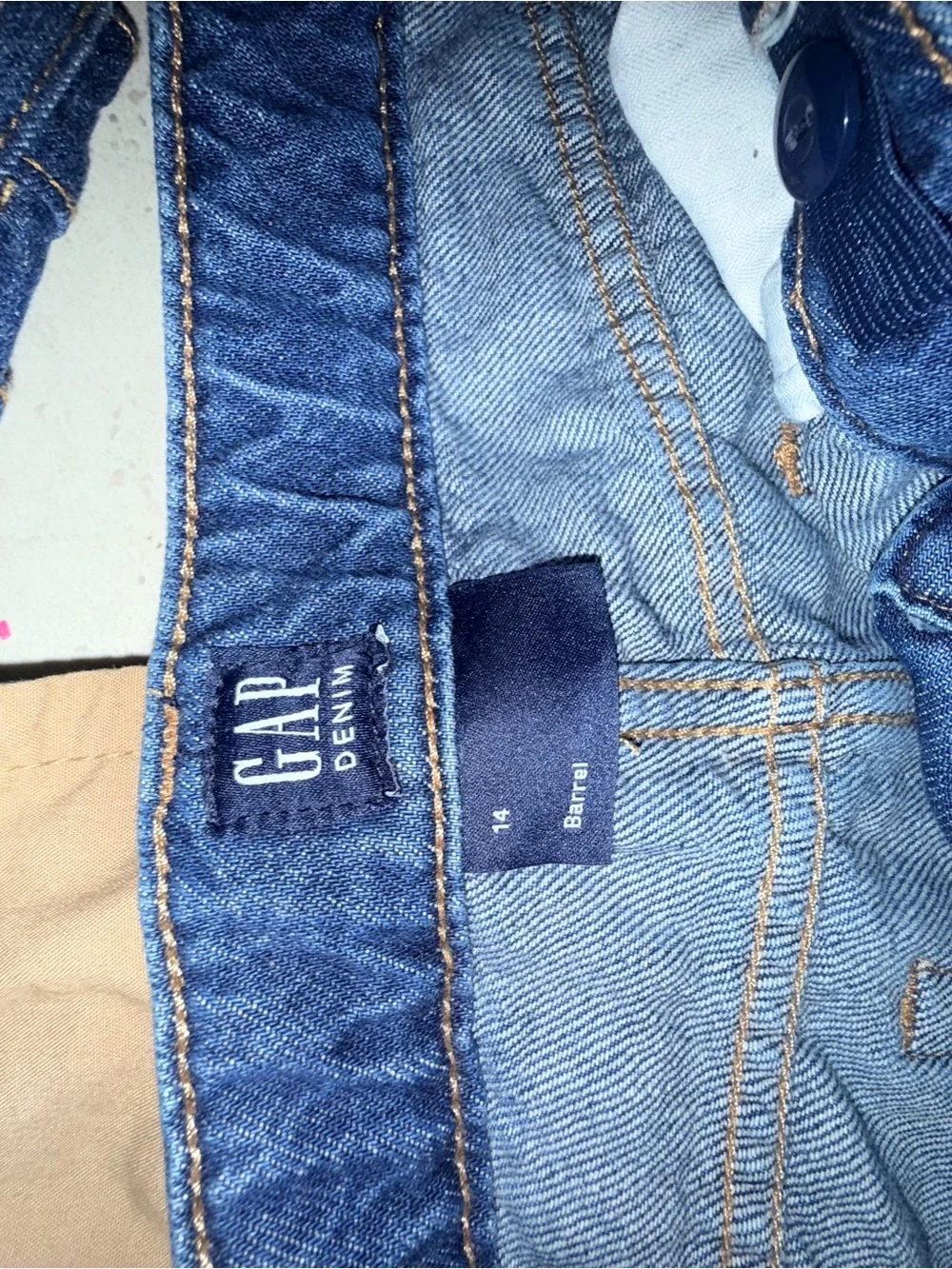 GAP straight leg
