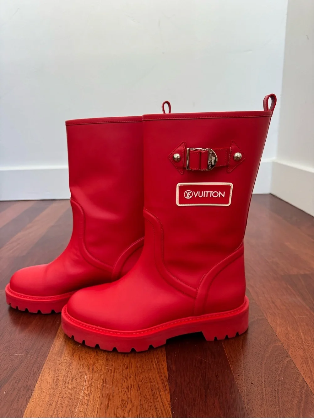 Louis Vuitton vibrant red