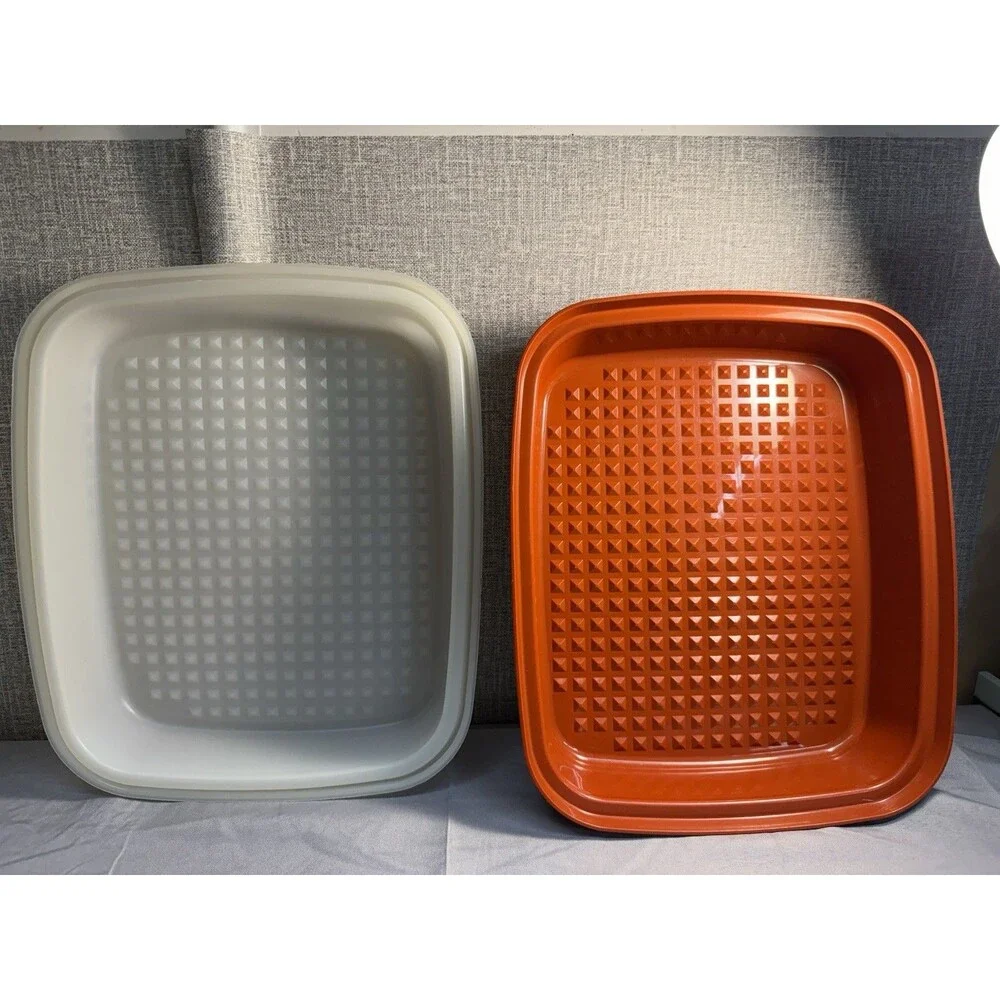 Tupperware Meat Keeper Marinade Container  With Lid Paprika Red 1294-1 Vintage