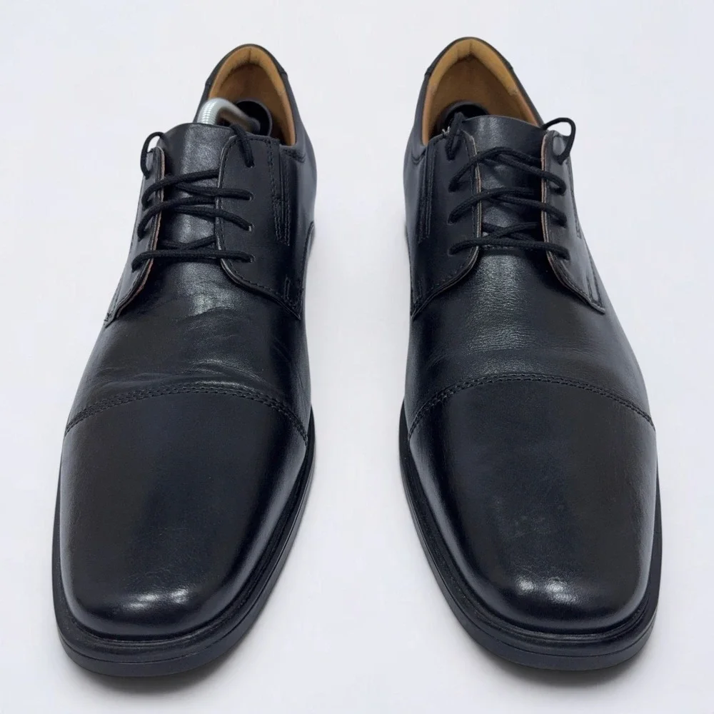 Clarks collection leather