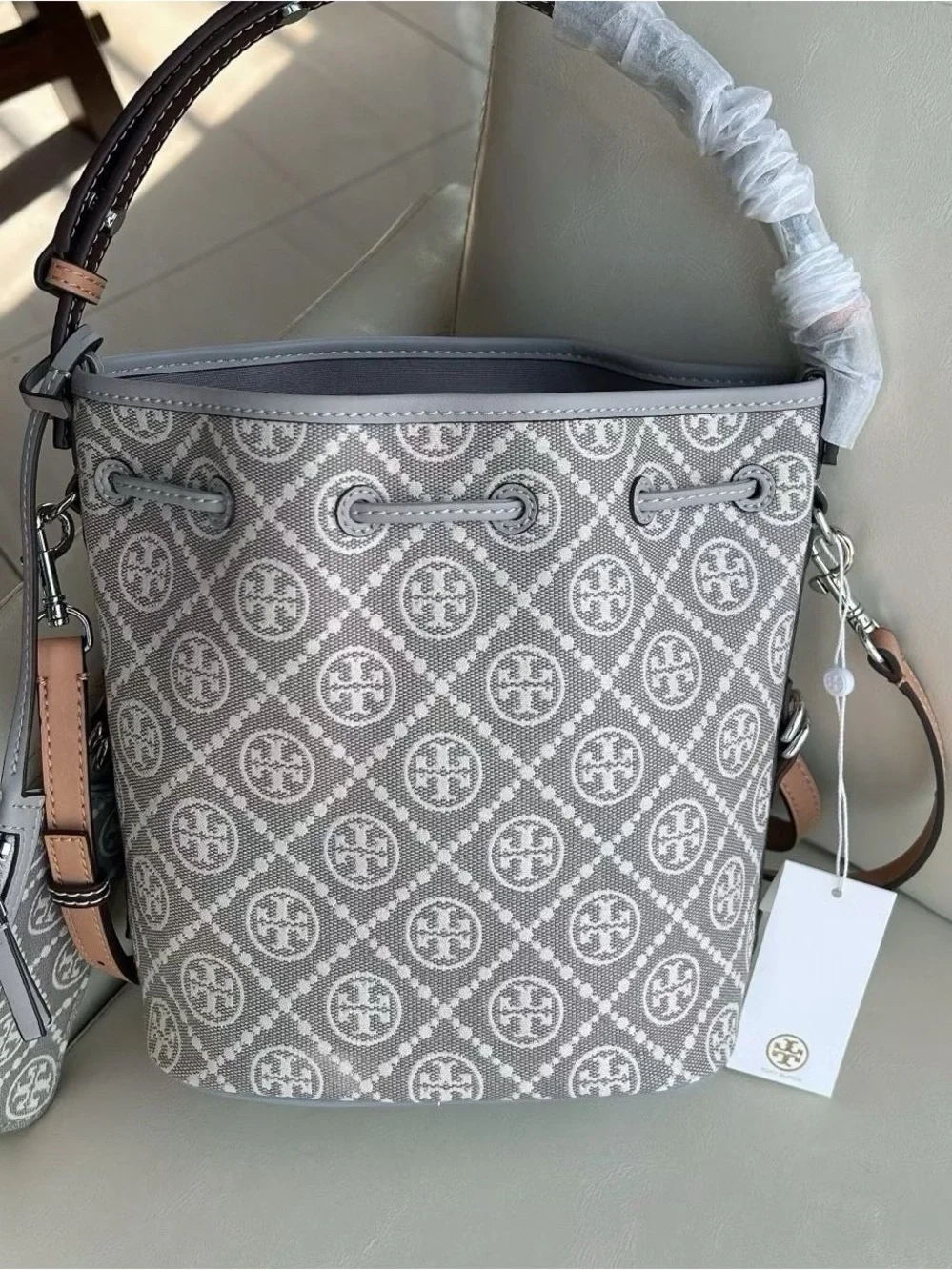 Tory Burch tory burch