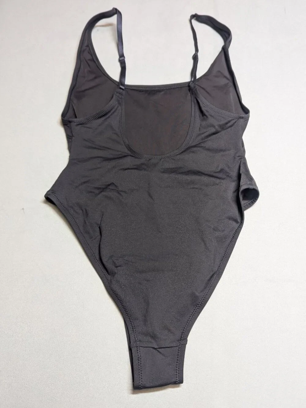 SKIMS brand new