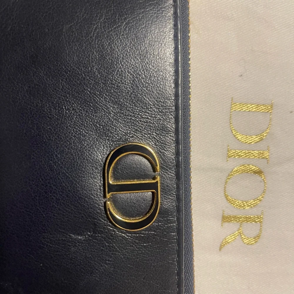 Dior sleek zip