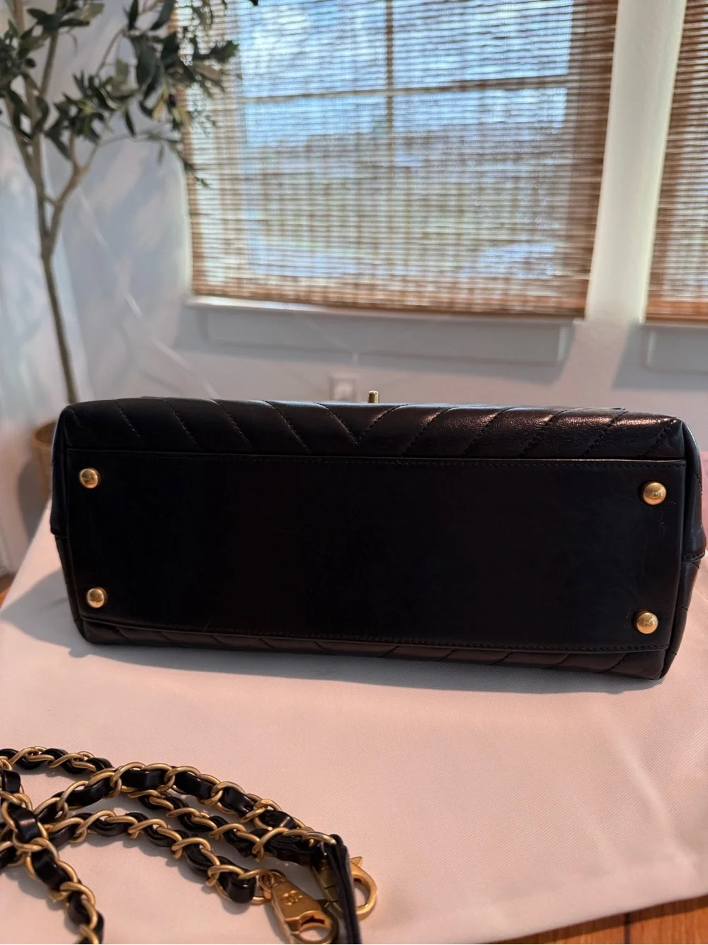 CHANEL coco handle