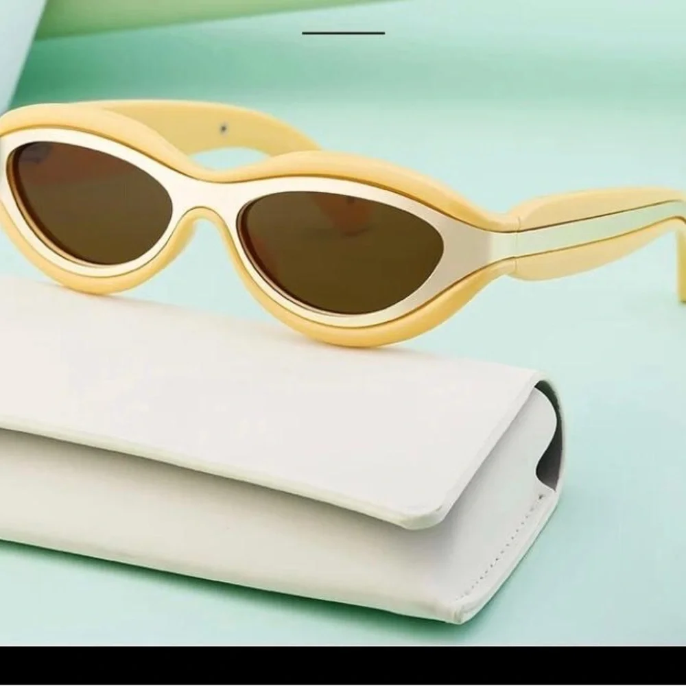 N/A luxury futuristic