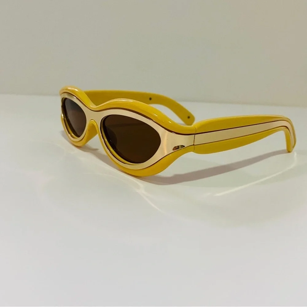 N/A luxury futuristic
