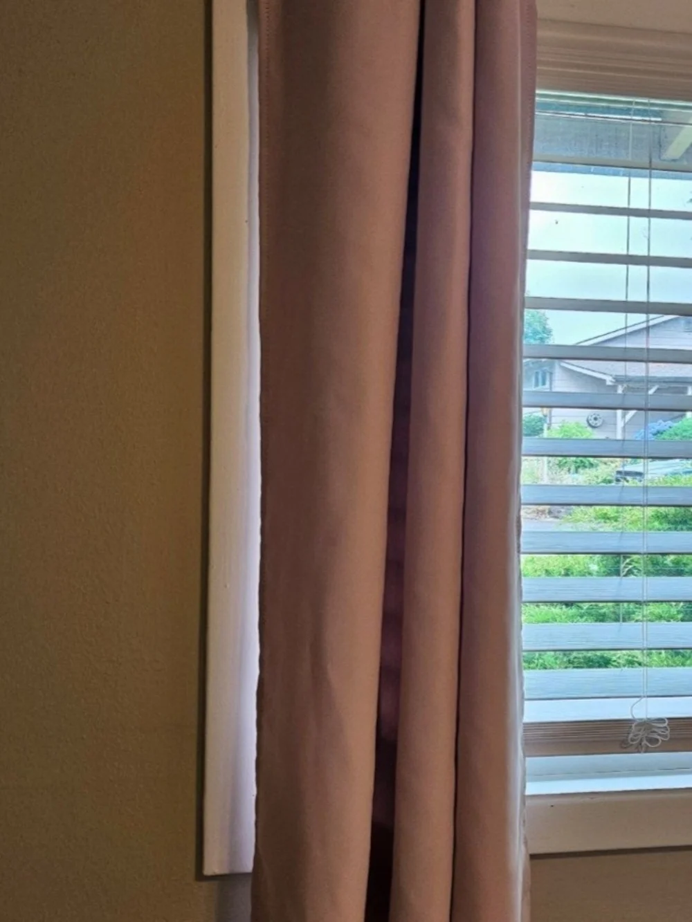 N/A grommet light