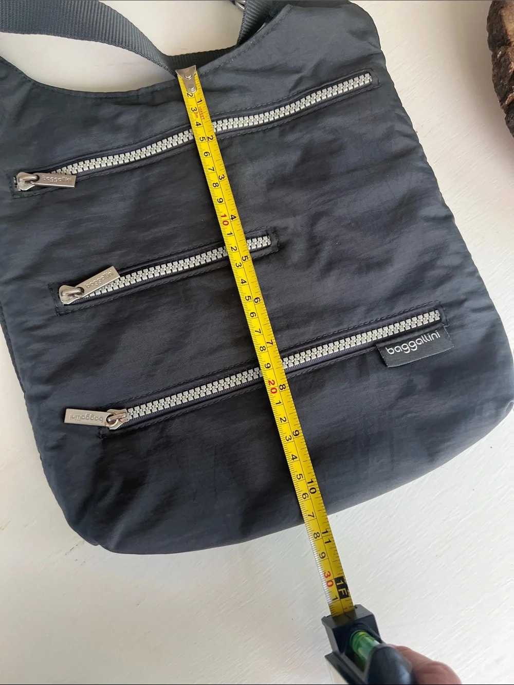 Baggallini compact crossbody