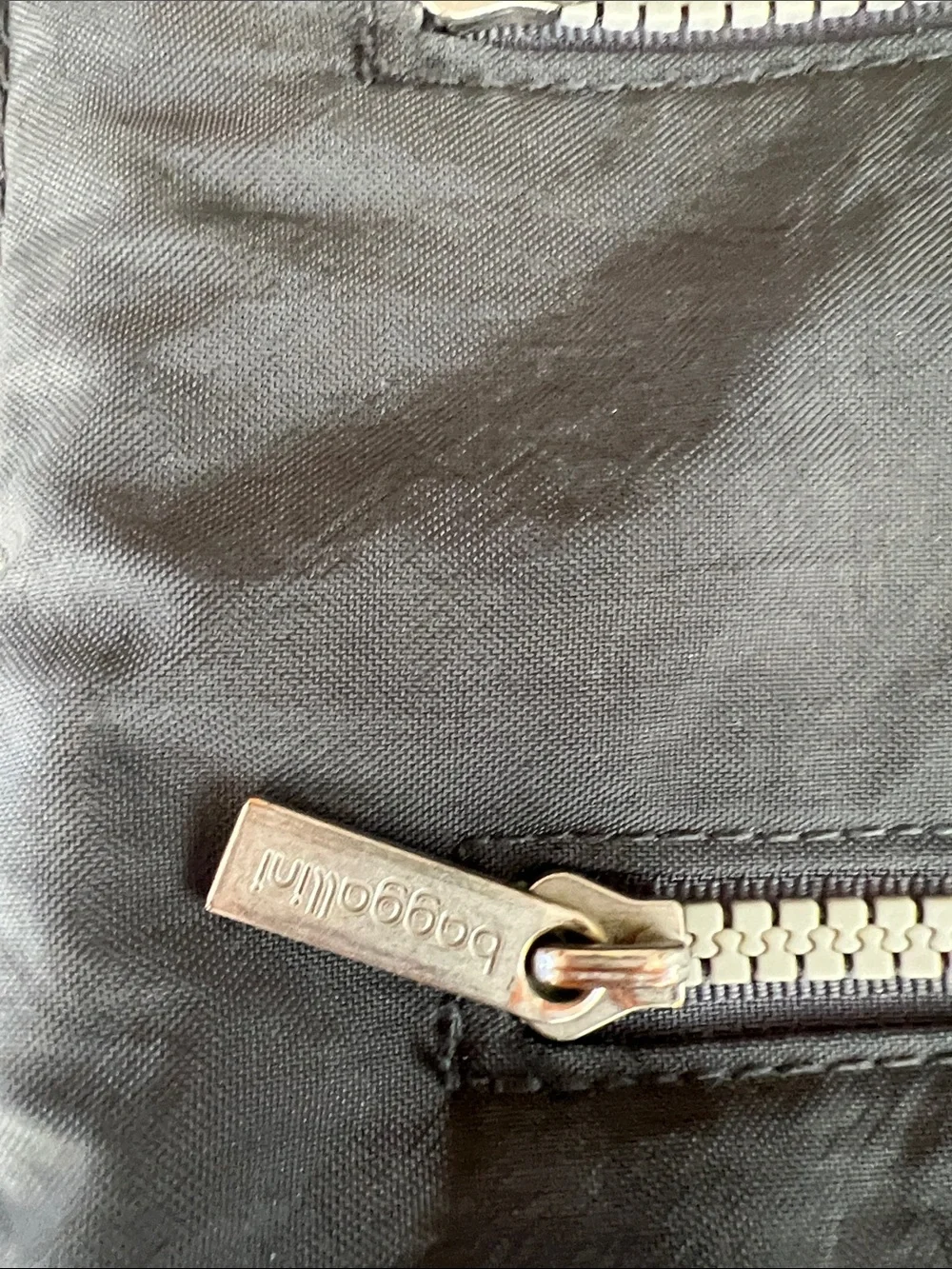 Baggallini compact crossbody