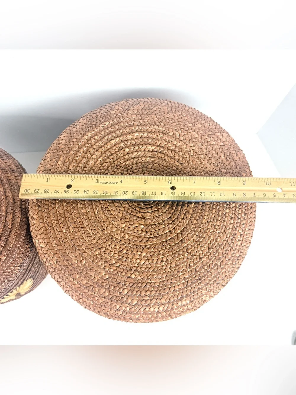 Set Of 2 Vintage Pier 1 Round Straw Storage Basket W/ Lid & Flowers On Side boho