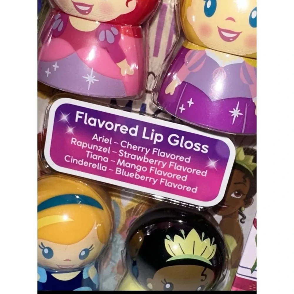 Disney gift gloss