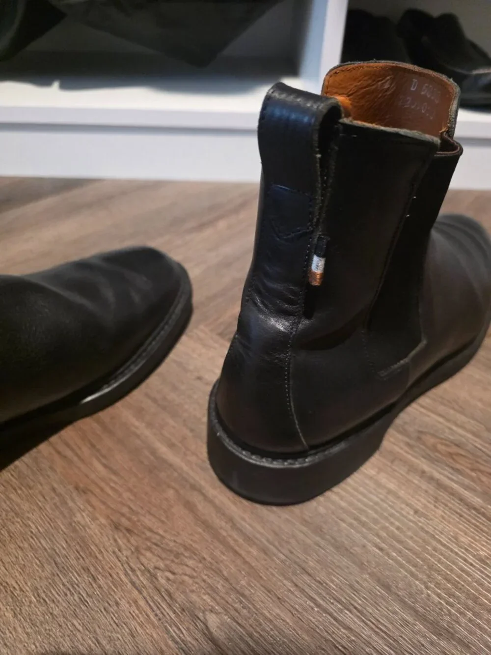 Allen Edmonds worn edmonds