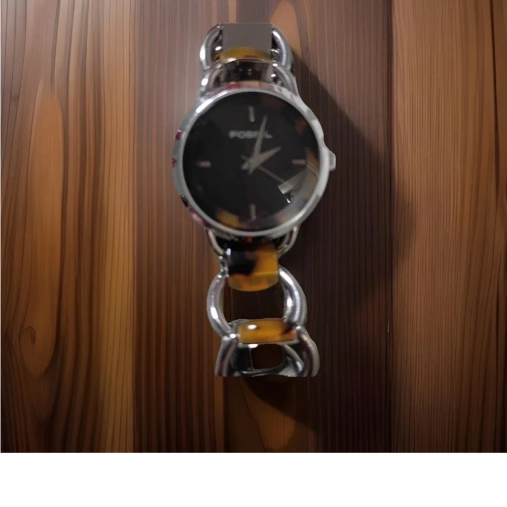 Fossil featuring look